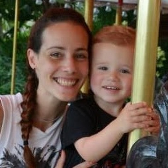 Meet your Posher, Cindy - Picture 1 of 1